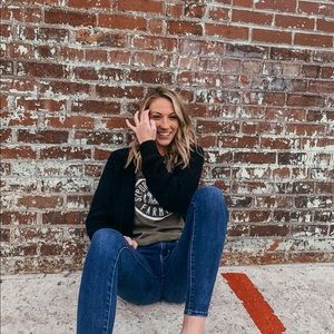 Meet your Posher, Ella